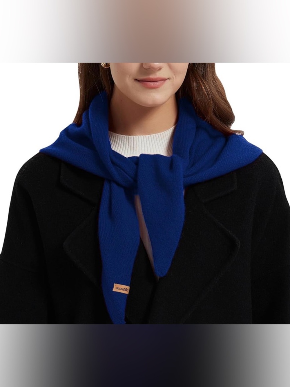 Triangle merino wool scarf